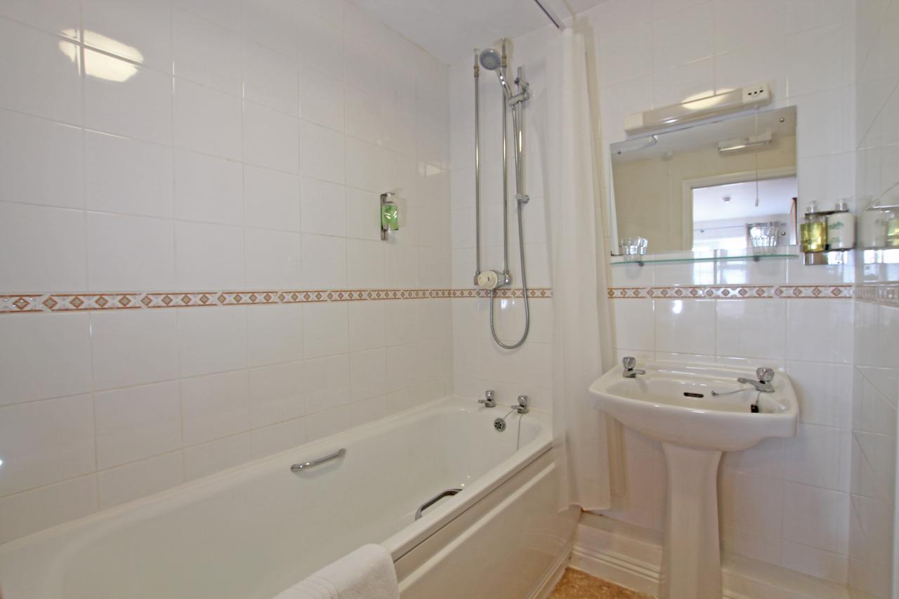 Halfway House Inn Wadebridge Bagian luar foto